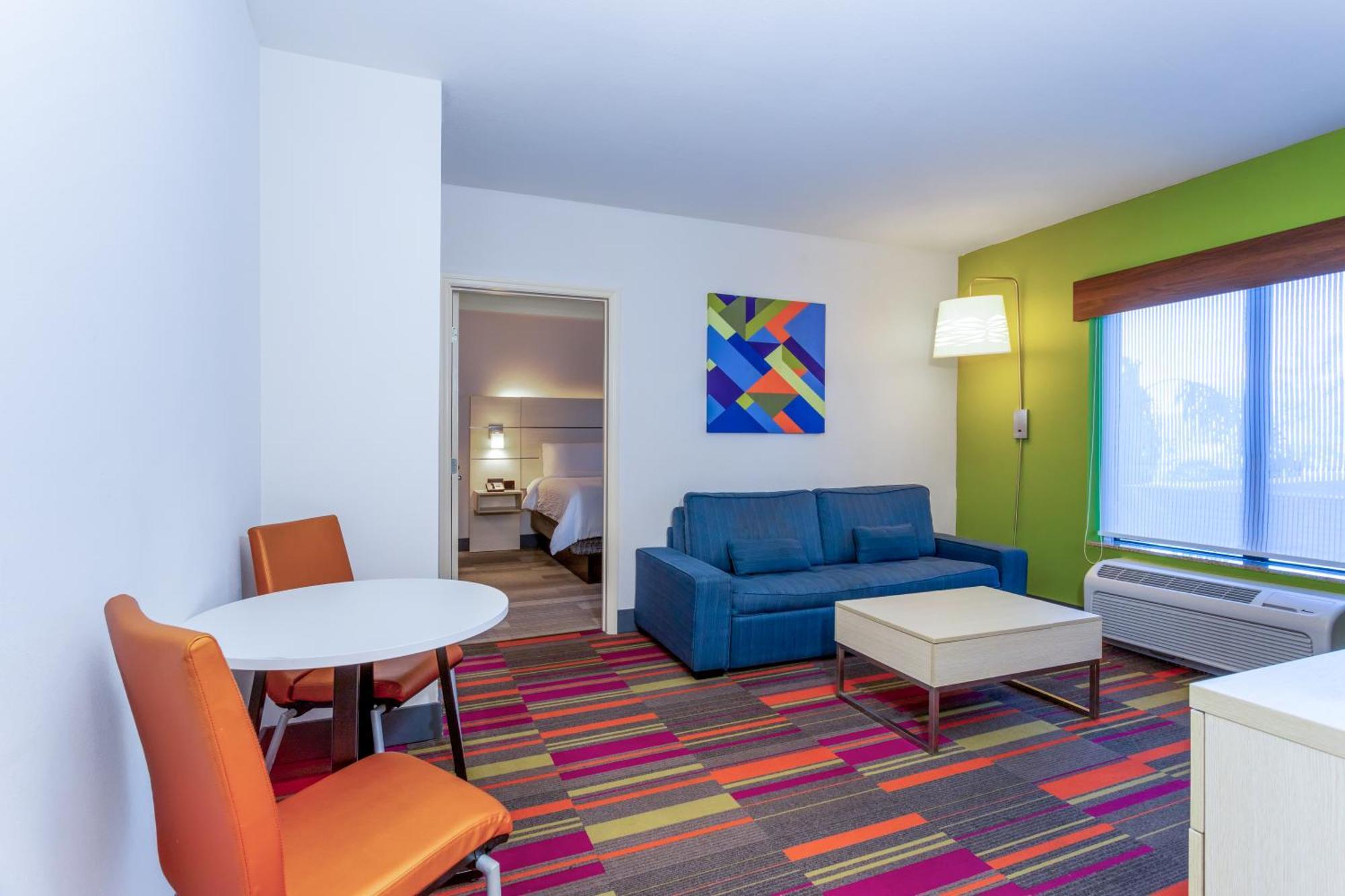 Express-international Drive By Ihg 3*