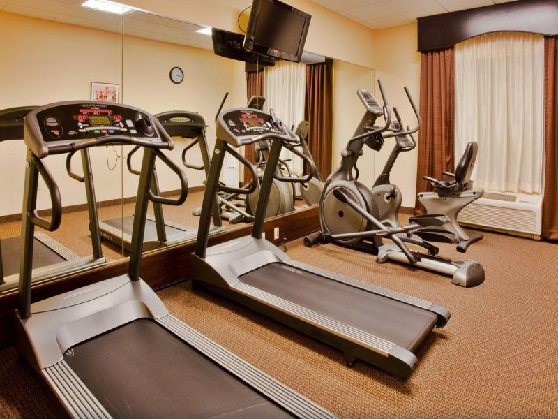 Express-international Drive By Ihg Hotel 3*